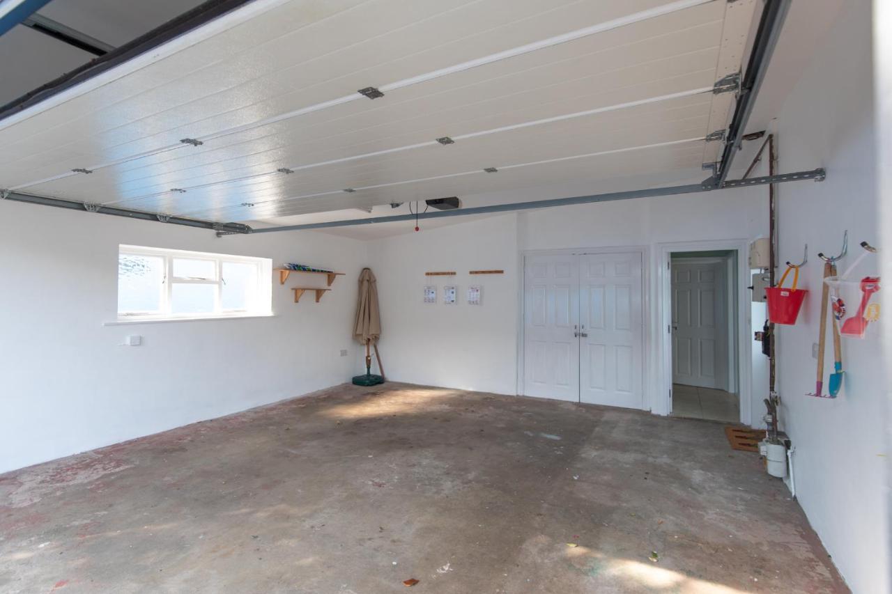 Sunningdale - Beach Side Cottage, Sea Views, Parking Saundersfoot Exterior foto